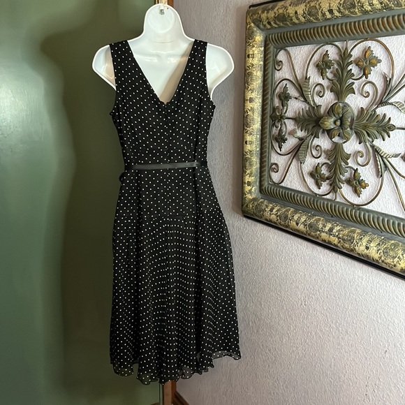 #12 Eliza J Flirty black polka dot asymmetrical hem sleeveless dress - Sz 4 - Picture 6 of 9
